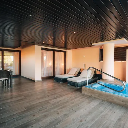 Luxury 2 Bedrooms, Private Heated Pool - Ehhouse Apartamento Estepona